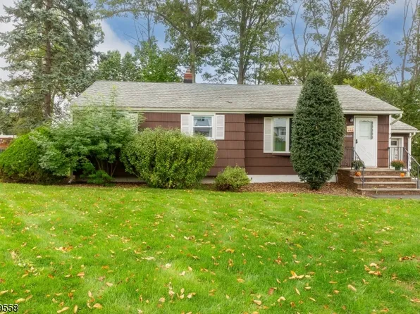 14 Korda Place, Hanover Twp., NJ 07927