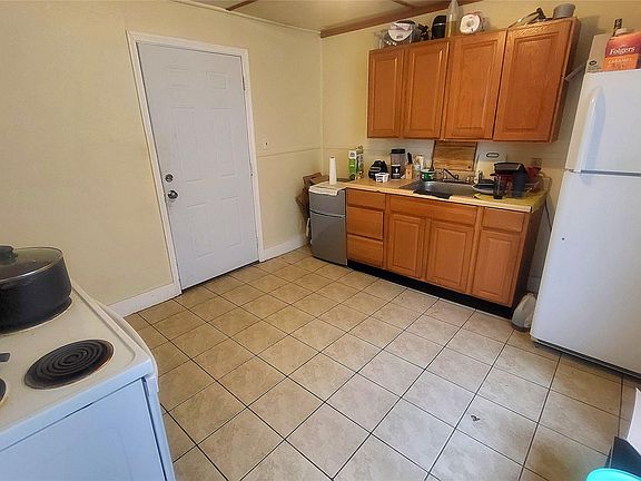 3rd image of 112 Smith Street