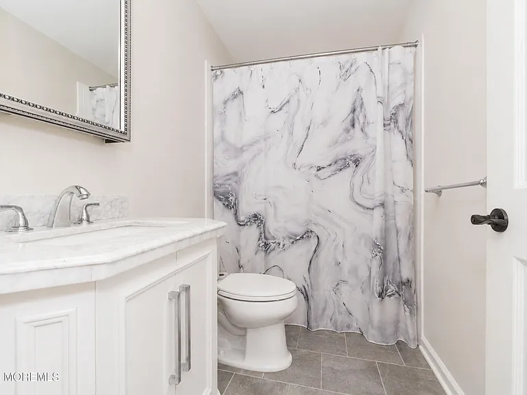 183 Shinnecock Dr — Photo 22