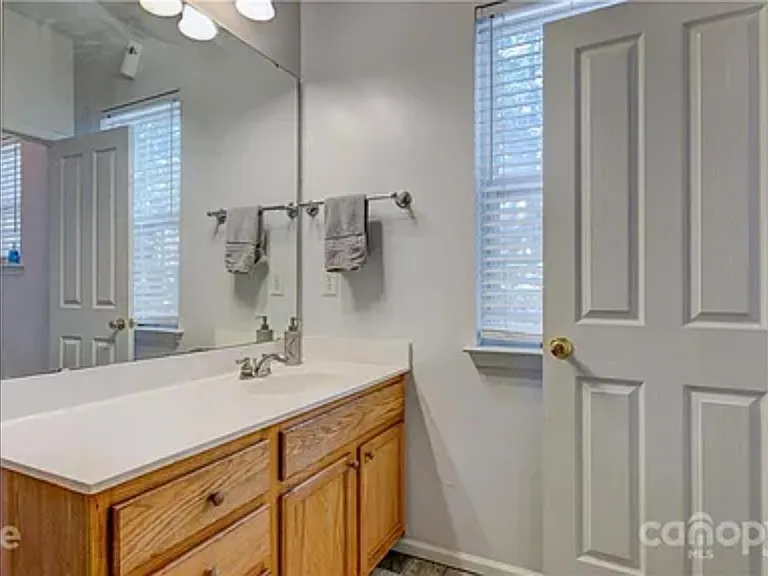 4729 Eaves Ln — Photo 14