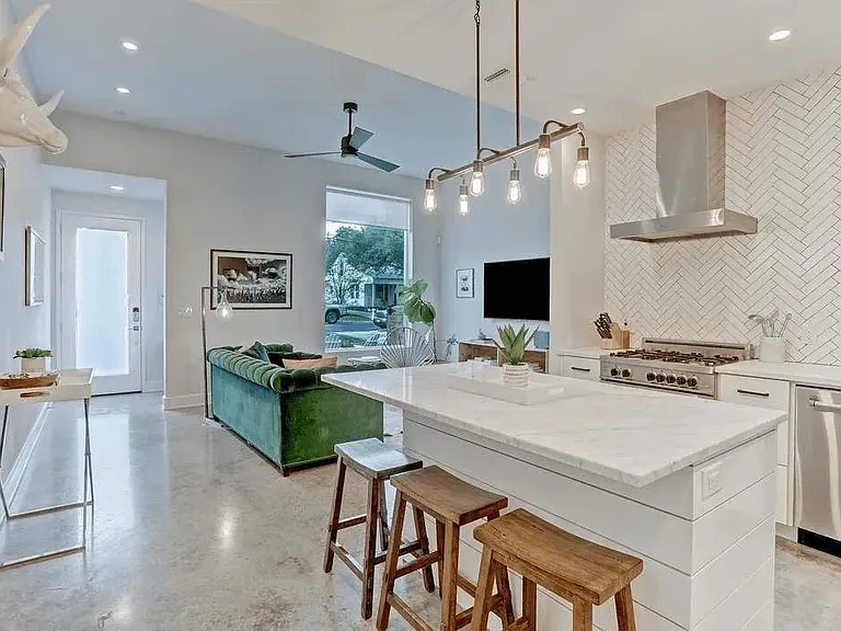 2209 Iva Ln #A — Photo 17