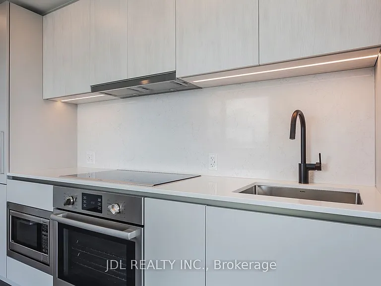 609 Sherbourne St #3709 — Photo 25