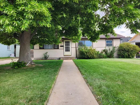 2013 Ridgewood Ln, Pueblo, CO 81005