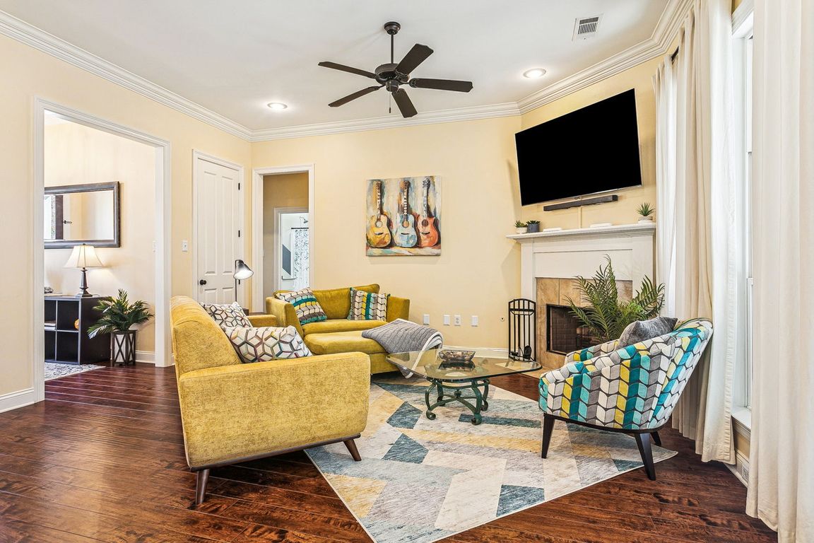 next background image