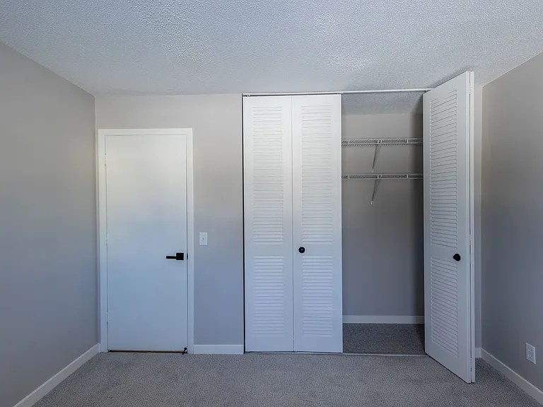 SkyHill Apartments — Photo 35