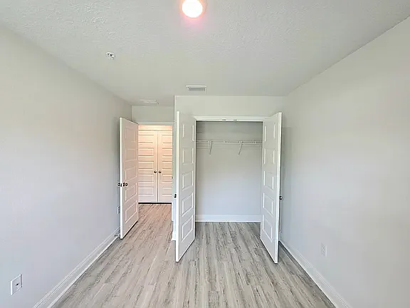 8654 Meadow Flower Ln — Photo 15