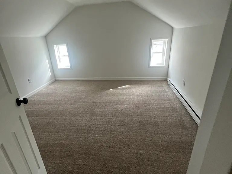 1 W Hanover St #4 — Photo 5