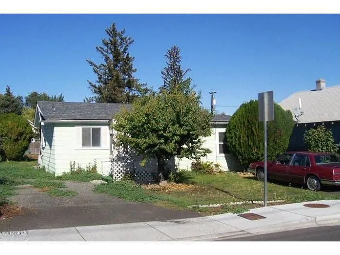 123 E Fremont Ave photo 1