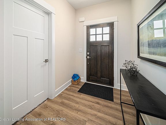 2nd image of 11242 Traverse Dr