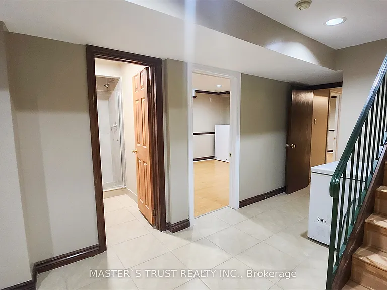 9 Springer Dr — Photo 8