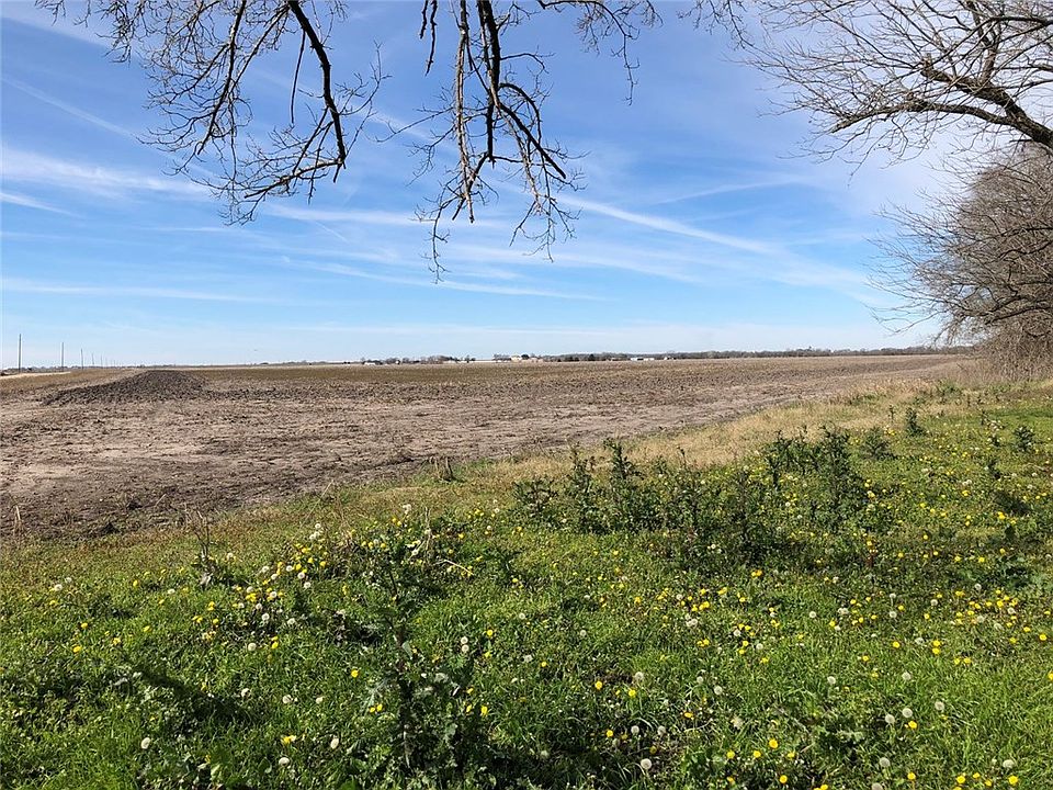 1st image of 951 County Road 464