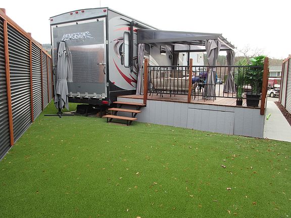 3rd image of 415 Commonwealth Rd #203