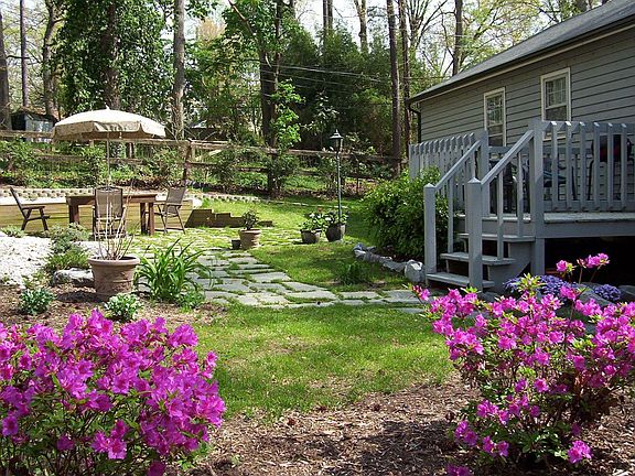 Backyard slate patio
