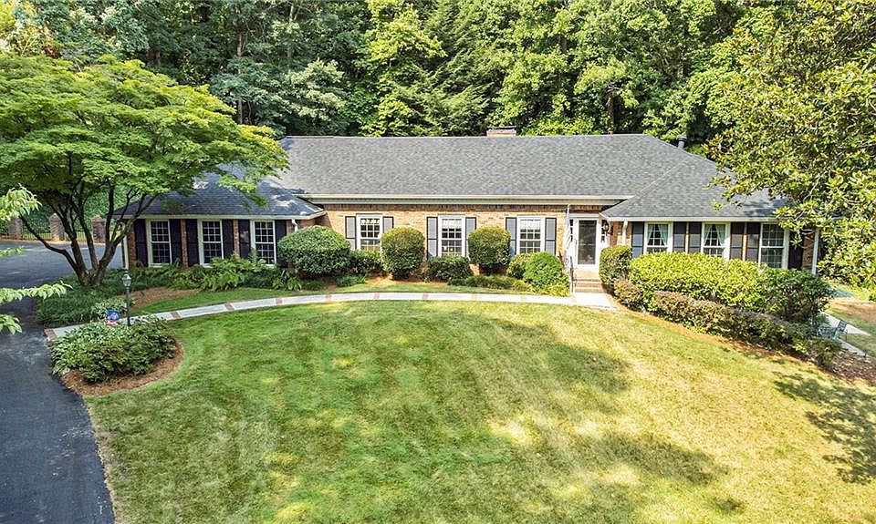1st image of 6140 Riverwood Dr