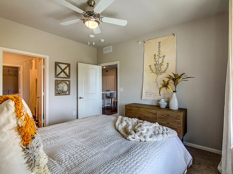 900 Gordon Heights Ln — Photo 23