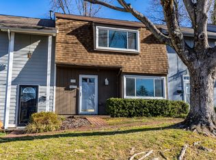 110 Woodlake Dr, Charlottesville, VA