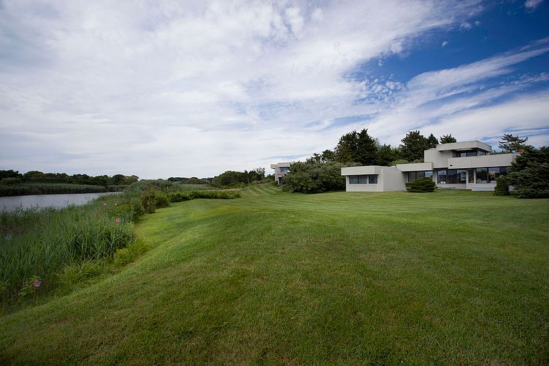 61 Sams Creek, Bridgehampton, NY 11932 | Out East