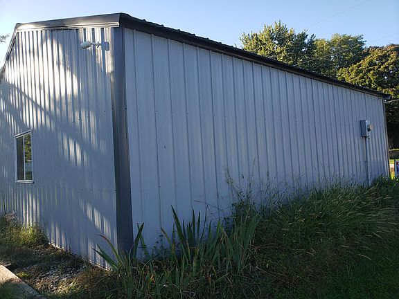 4th image of 508 Linden Ct