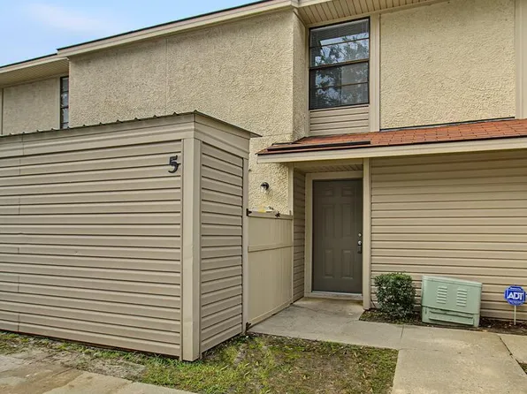 901 Olmstead Dr APT 5, Hinesville, GA 31313