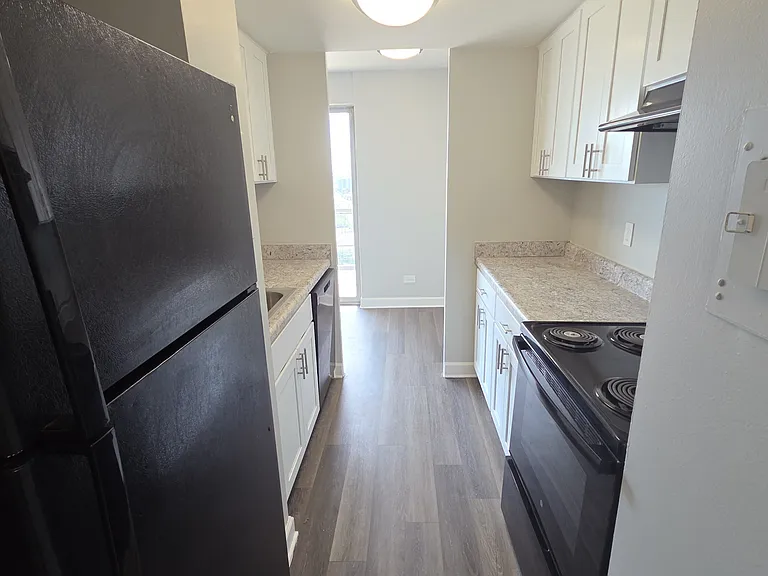 The Jefferson Apartments — Photo 28