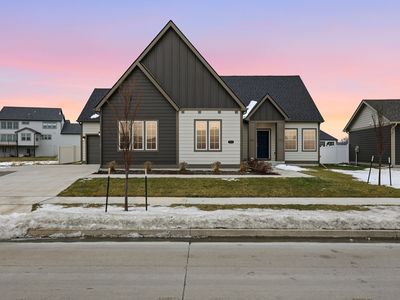 210 SW Prairie Trail Pkwy, Ankeny, IA, 50023