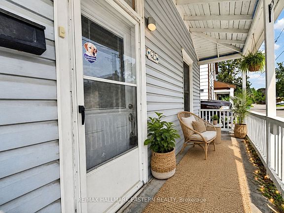 4th image of 625 Union St