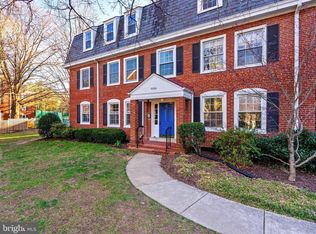 3024 S Buchanan St APT A1, Arlington, VA 22206