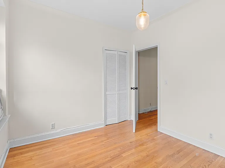 210 E 84th St #2A — Photo 10