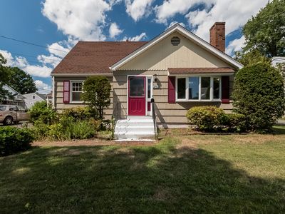 204 Kenwood Ave, Stratford, CT, 06614