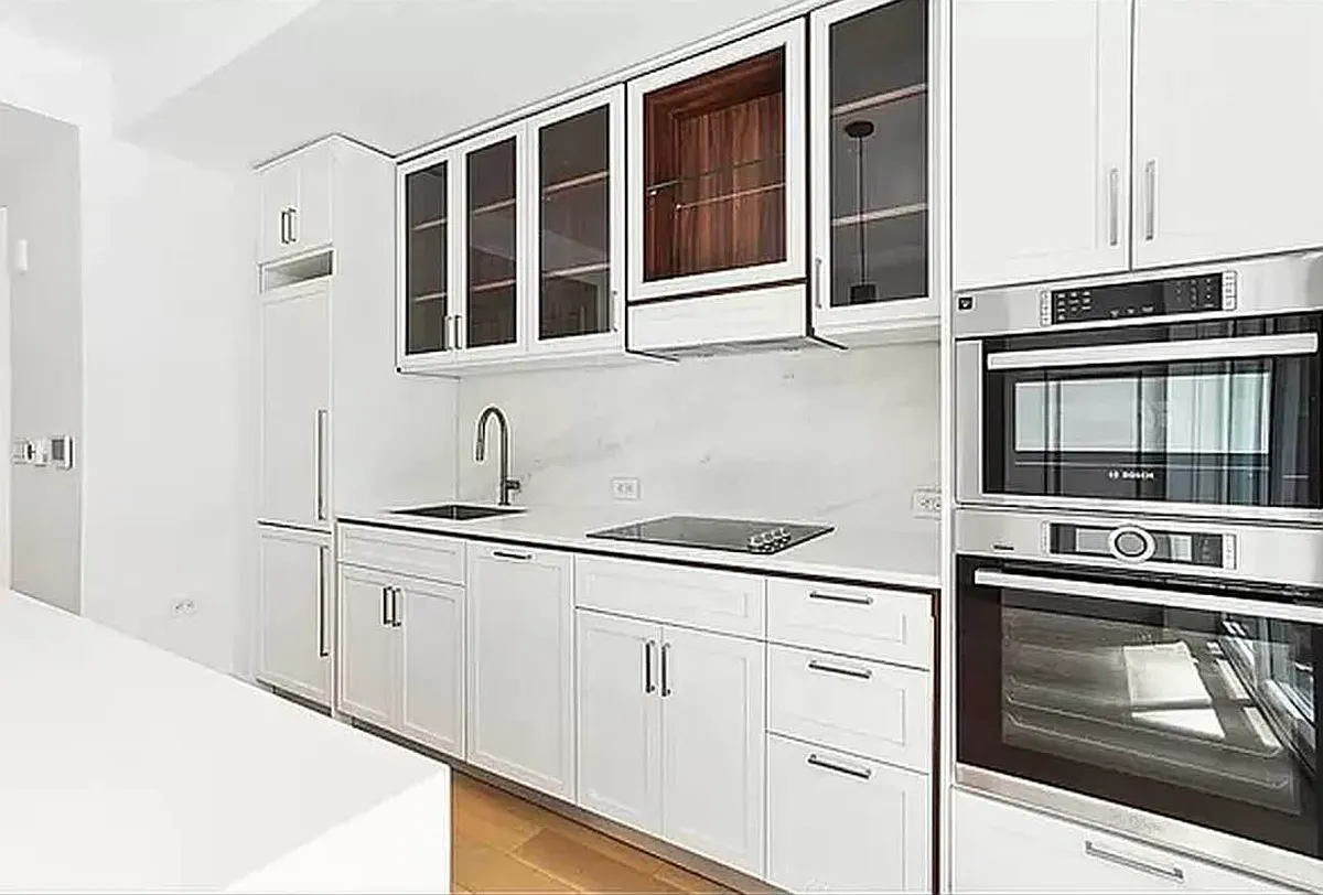 Building Photo - 115 E 55th St #15C