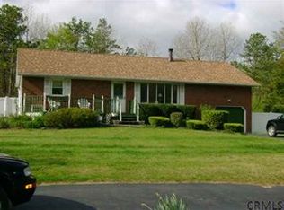 6064 E Old State Rd, Schenectady, NY 12303