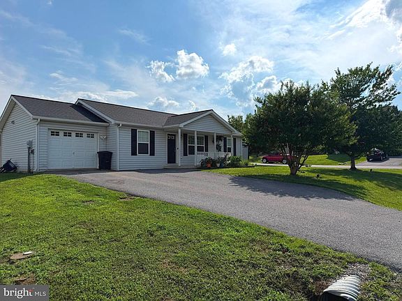 4th image of 129 Raider Ln
