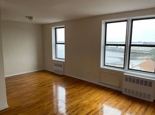 3155 Randall Ave, Bronx, NY 10465