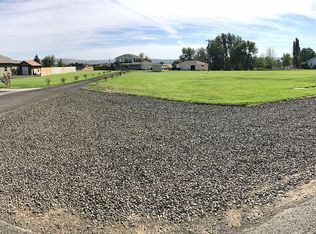 13050 Barrett Rd, Yakima, WA 98908