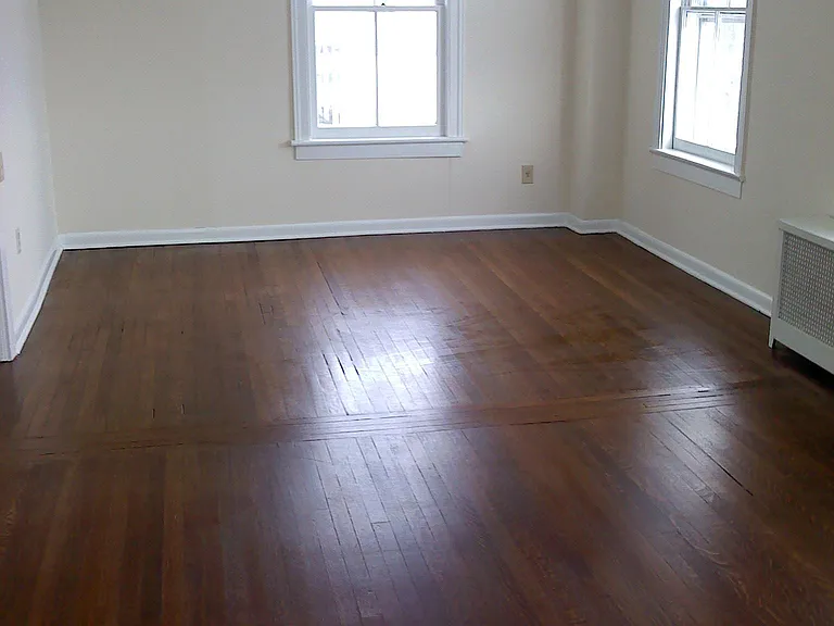 130 William St #2 — Photo 2