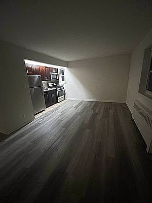 1st image of 24 Stratford Ave #2D