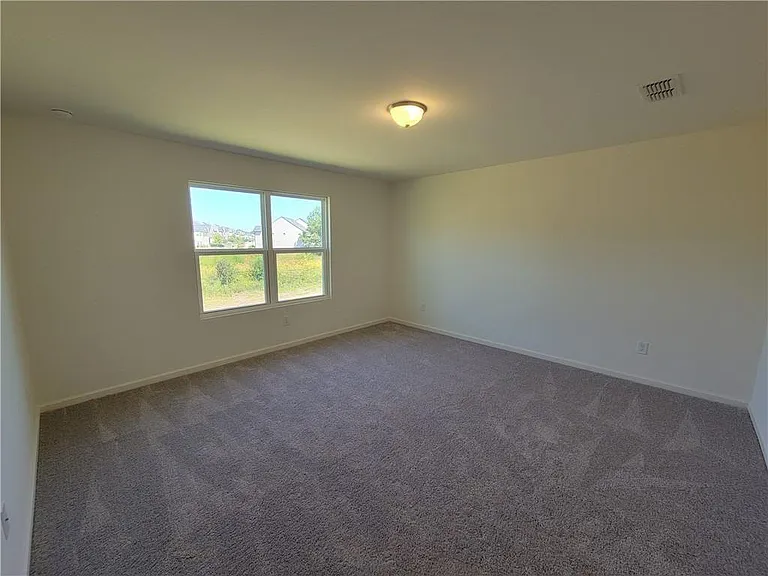209 Swindon Dr — Photo 17
