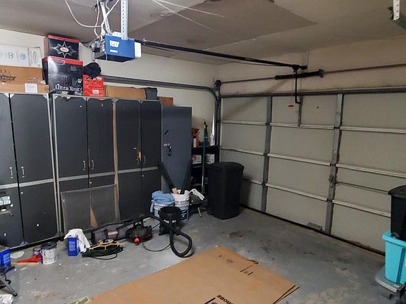 4th image of 14621 S Padre Island Dr APT B
