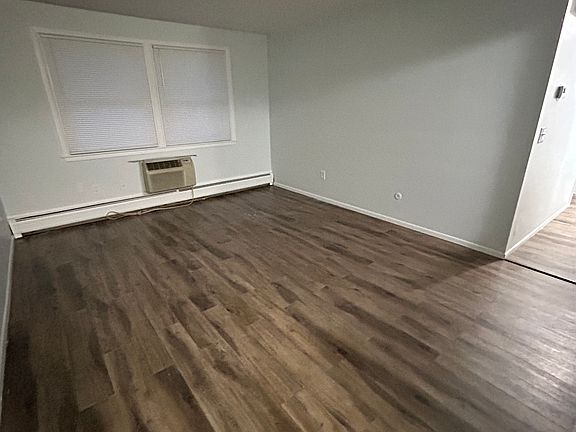 2nd image of 20 Lena St APT 12
