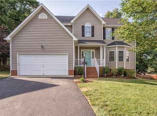 13912 Hawkins Wood Ct, Midlothian, VA 23114