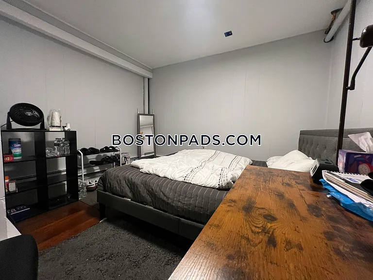24 Farrington Ave #1 — Photo 39