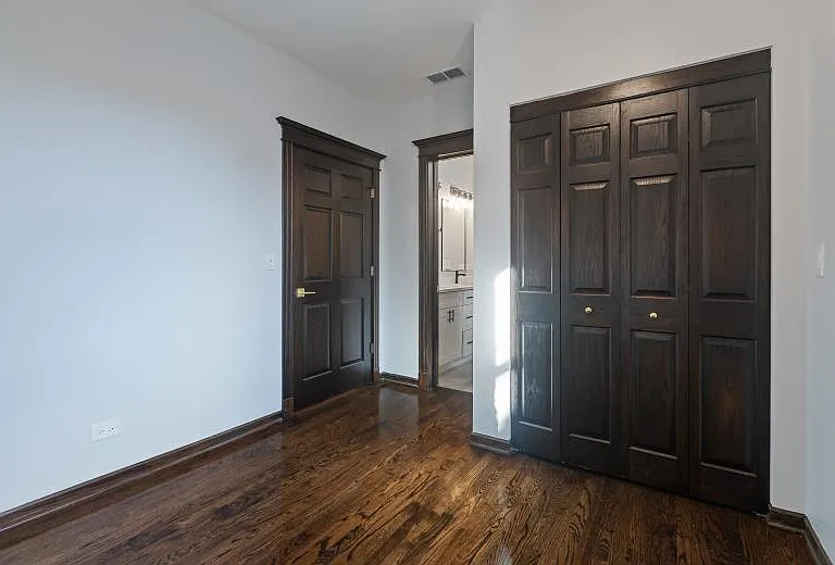 444 E 48th St #2W — Photo 27