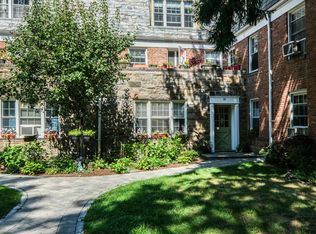 84 Pinewood Rd APT 1E, Hartsdale, NY 10530