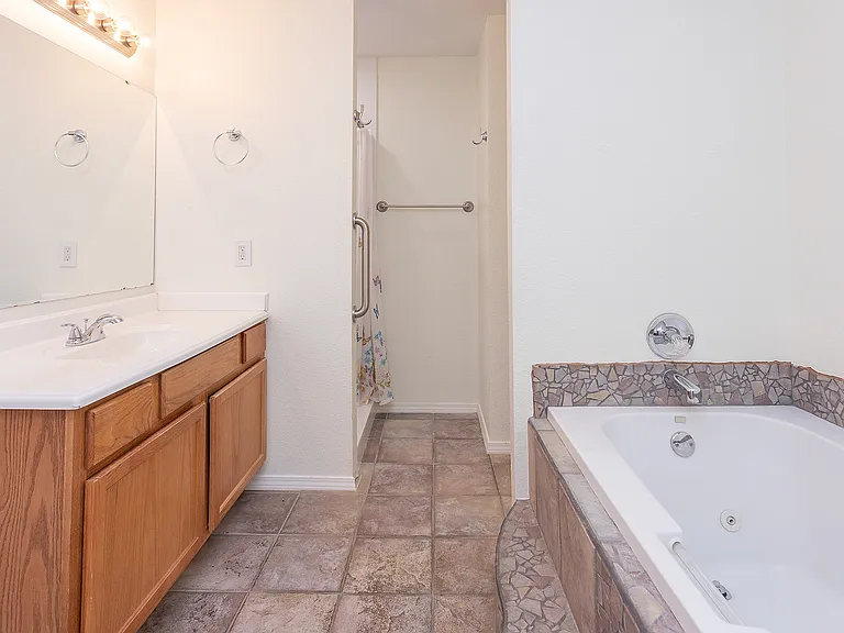291 W Yoes Ln — Photo 12