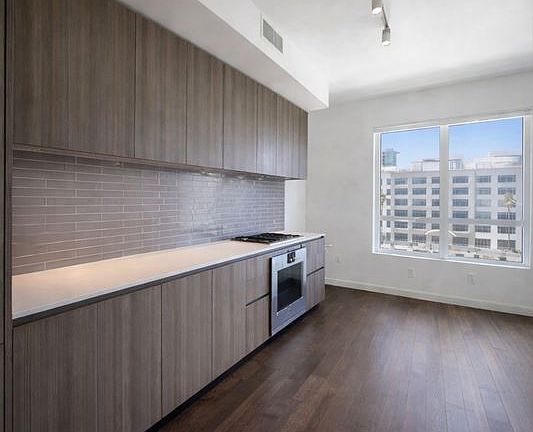 4th image of 110 Channel St #416