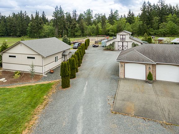 4th image of 27819 152nd Ave E