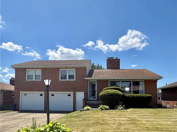 1407 E Valentine Cir NW, Canton, OH 44708