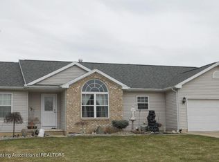 5236 Otter Dr, Lansing, MI 48917