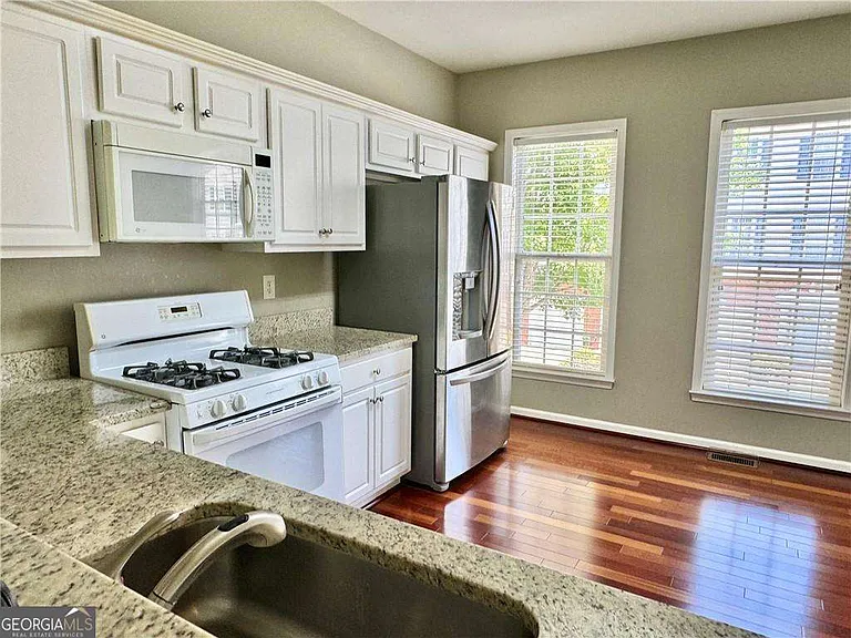 3389 Lathenview Ct — Photo 8