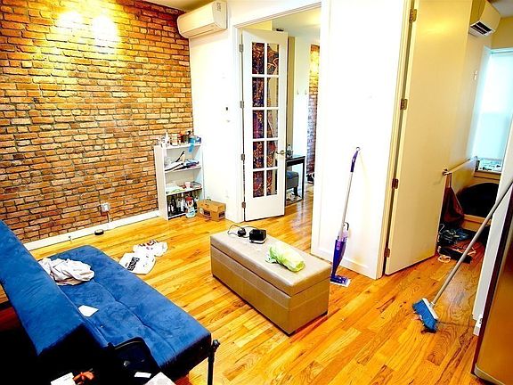 3rd image of 1215 Dean St #3B